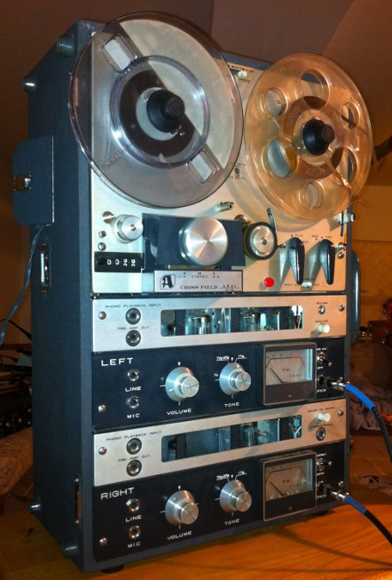 Akai 8 